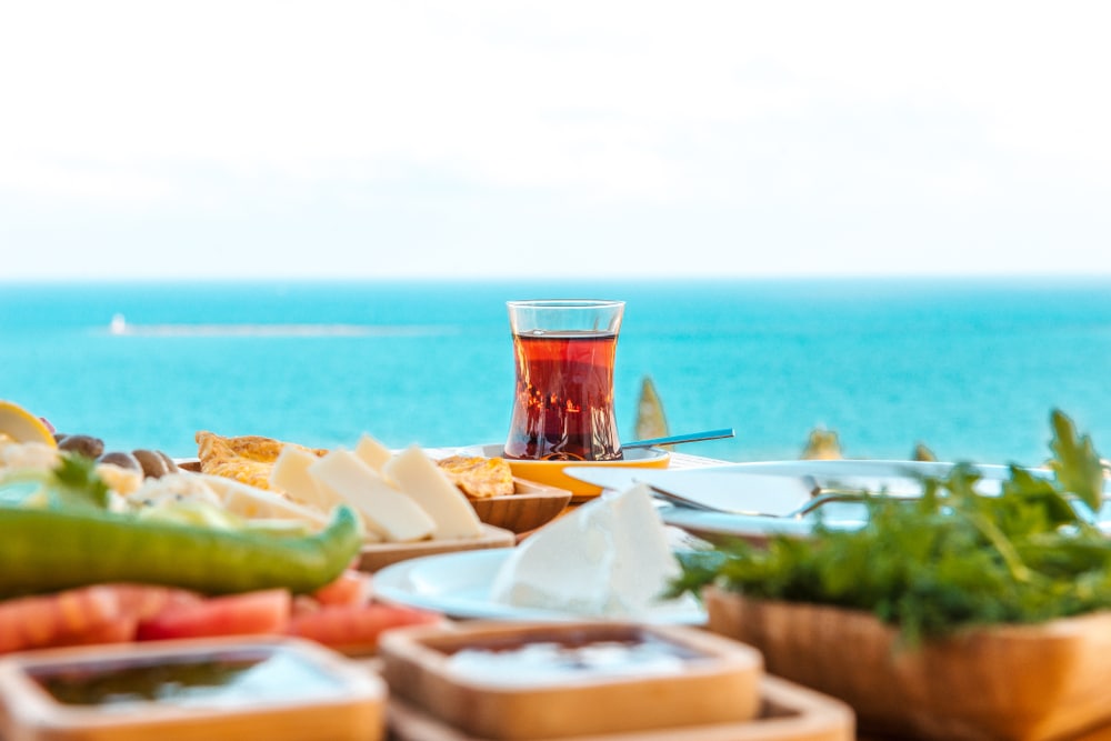 yacht breakfast istanbul